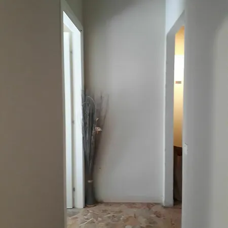 48 Airport Budget Hotel Pisa